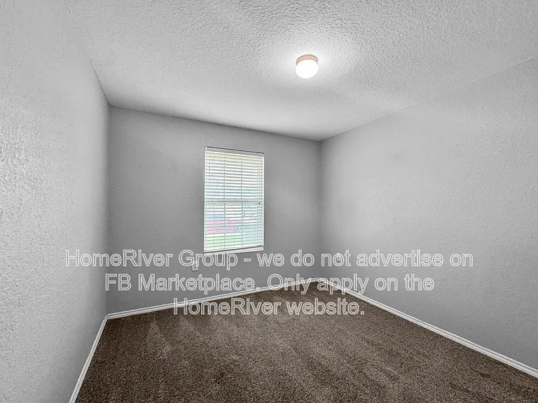 6807 Hibiscus Fls — Photo 12