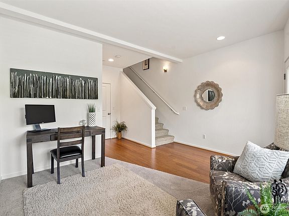 5th image of 2136 S G Street