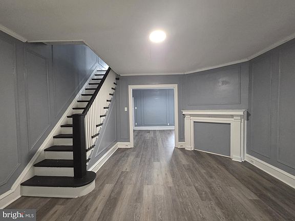 5th image of 302 W Louden St