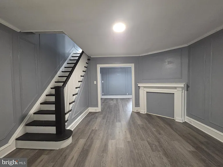 302 W Louden St — Photo 5