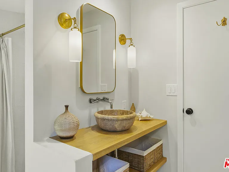 26723 Latigo Shore Dr — Photo 25