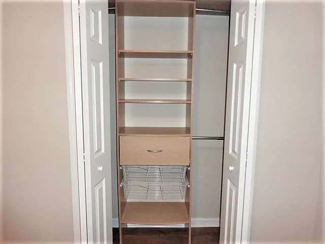 172 Parkside Dr — Photo 15