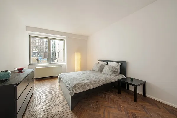 Sold by Nest Seekers International | media 6