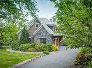 91 Round Hill Rd, Northampton, MA 01060