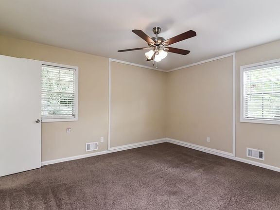 4th image of 4220 Jeri Lynn Ct