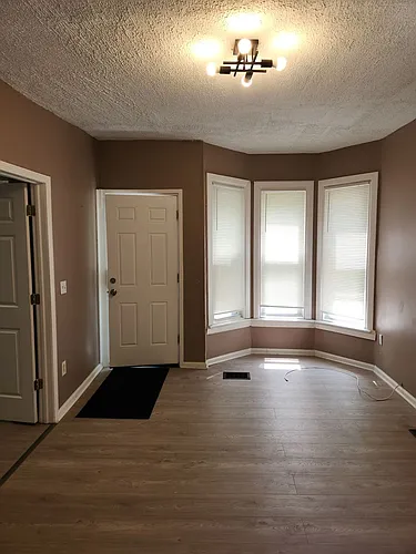 254 Lexington Ave Photo 1