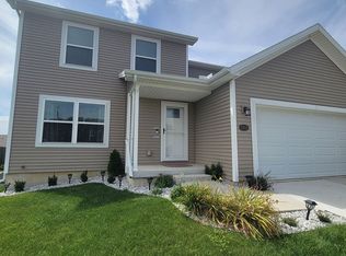 2905 Conlor Dr, Bloomington, IL 61704