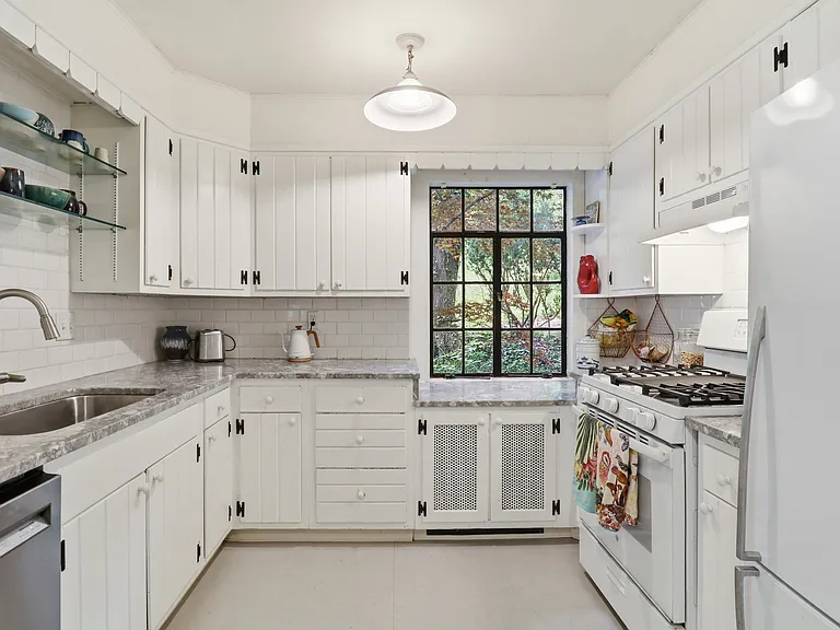 117 Renwick Dr #1 — Photo 10