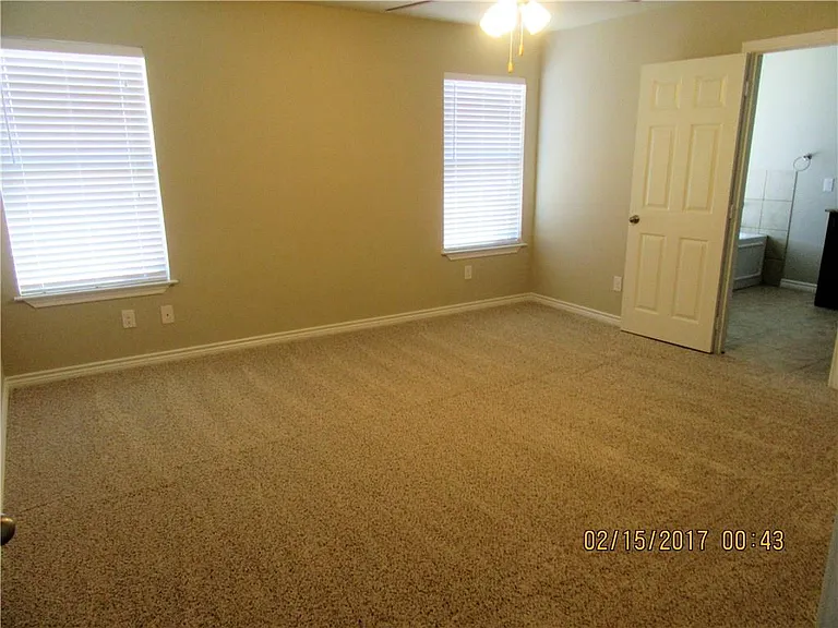 1725 Fairway Dr — Photo 13
