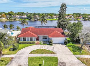 1334 SW 26th Ave, Deerfield Beach, FL 33442