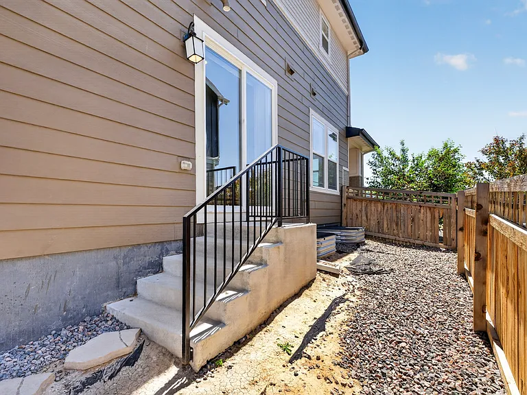 6361 N Malaya St — Photo 27