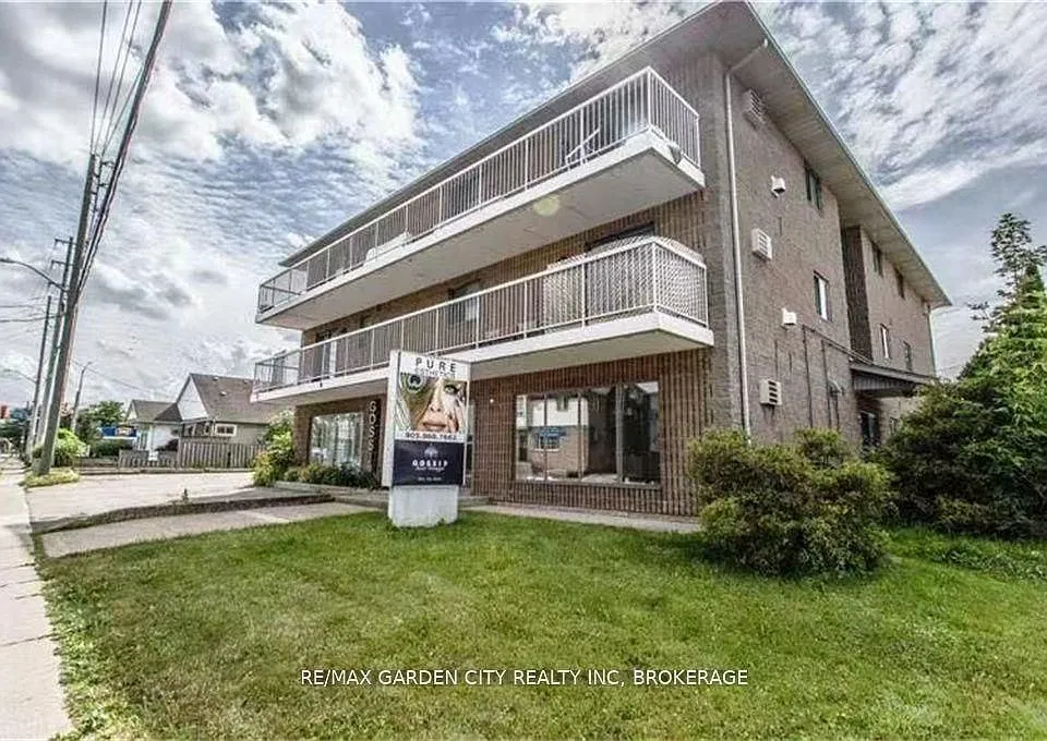 210 Pelham Rd #101