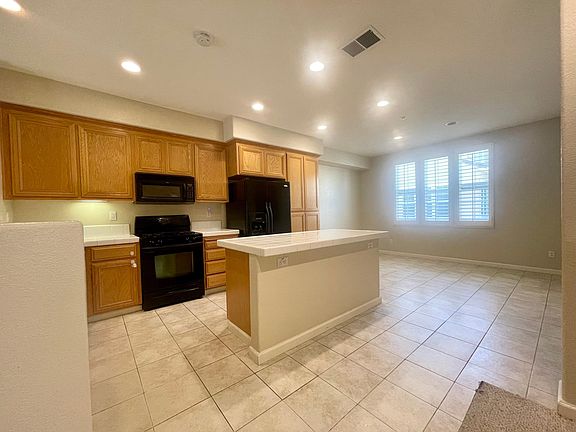 5th image of 4546 Lick Mill Blvd