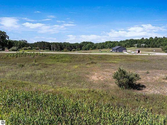 4th image of 7921 Floreys Ranch Rd