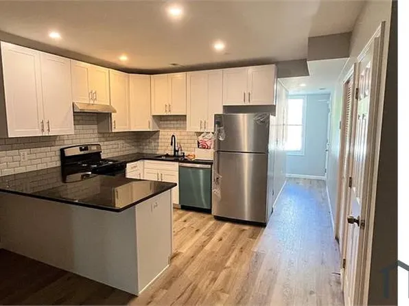 1709 E St NE, Washington, DC