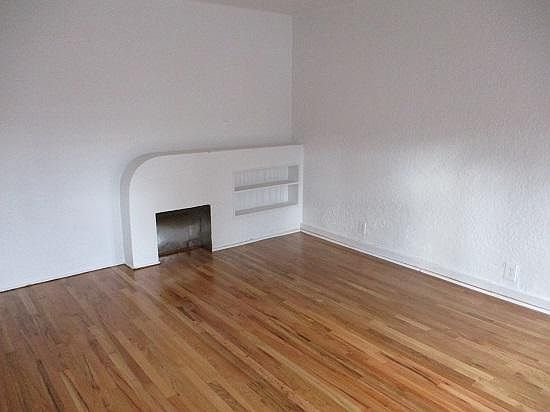 2nd image of 504 W Market St