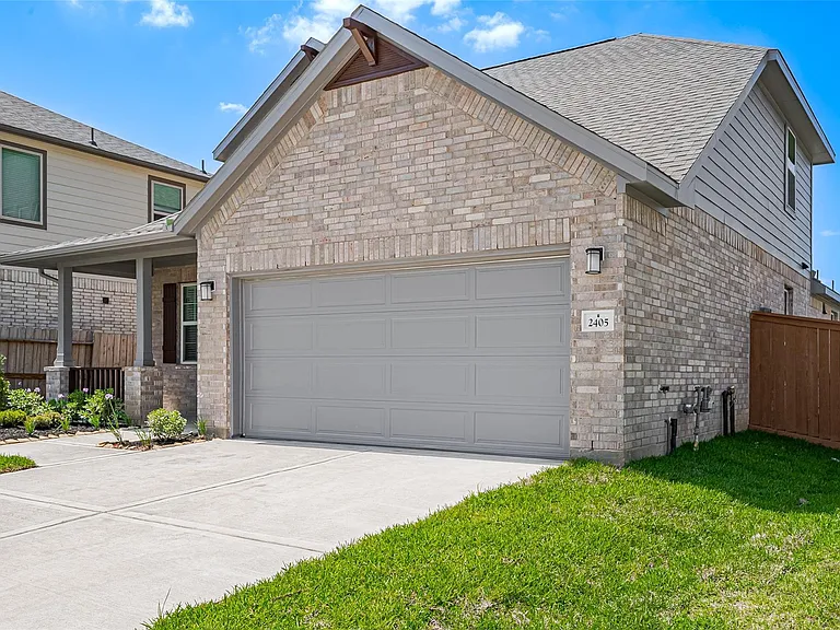 2405 Seamist Cove Ln — Photo 4