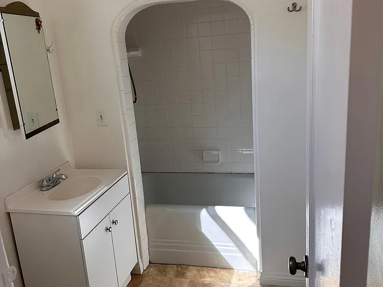 155 W Badillo St — Photo 2