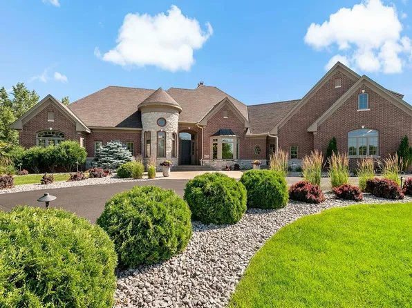 130 Bergamot Dr, Hamel, MN 55340