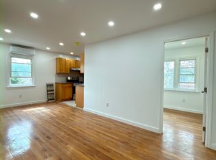 (Undisclosed Address), Staten Island, NY 10305