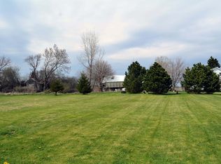 19N994 Harmony Rd, Campton Hills, IL 60140