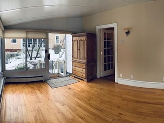 4th image of 23 Jefferson St #0