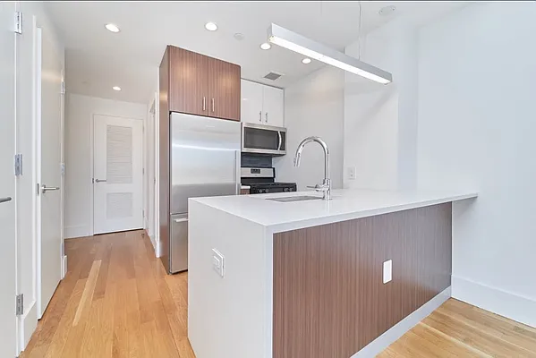 Rented by Living New York | media 5