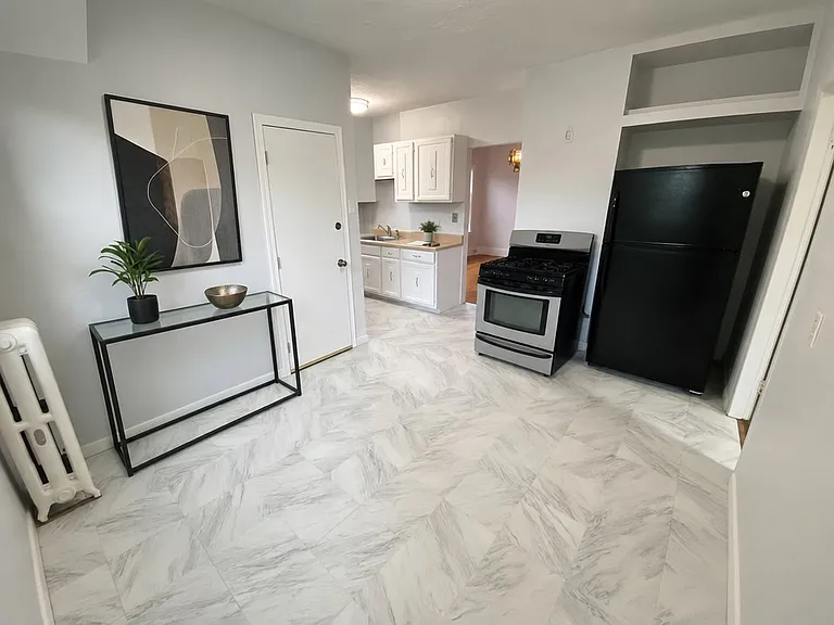 33 Everett Ave #1 — Photo 33