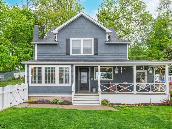 136 Sand Shore Rd, Mount Olive Twp., NJ 07828