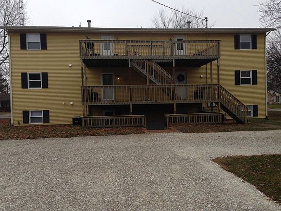 2nd image of 801 Deerfield Rd APT 2