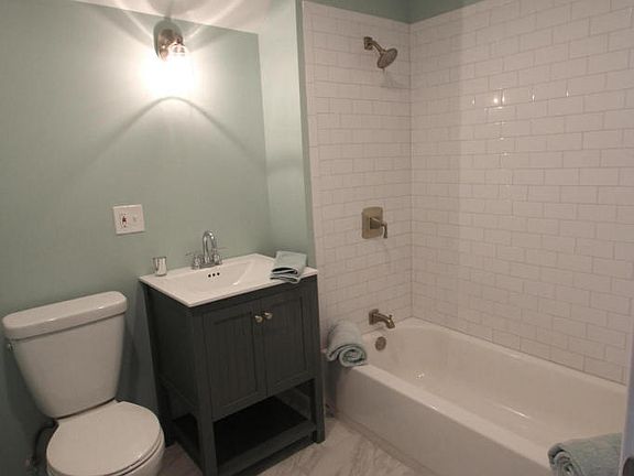 4th image of 3461 S New York Ave