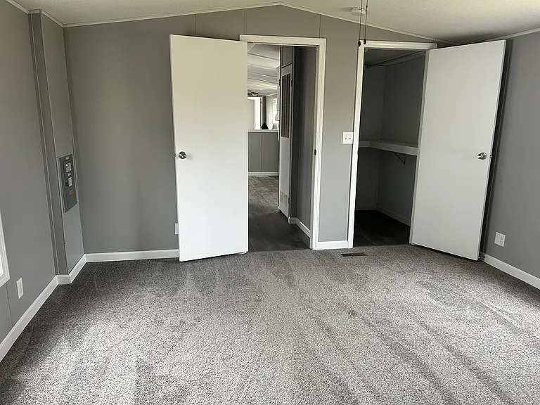 470 Jones Rd #18 — Photo 12
