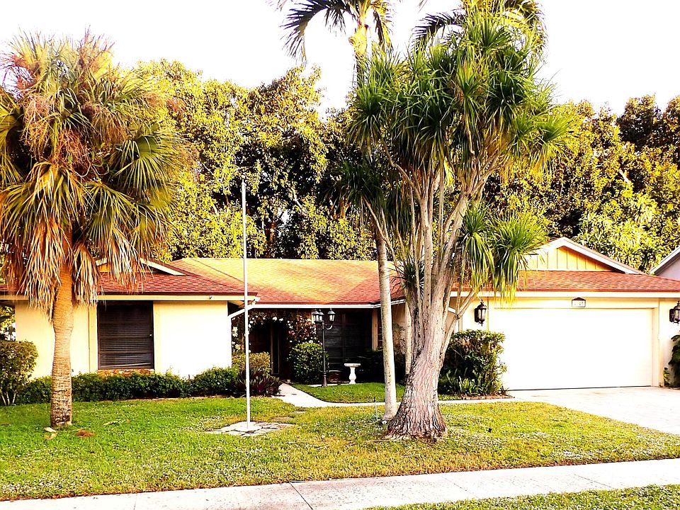 1st image of 4045 Birchwood Dr