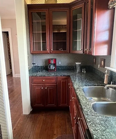737 Dauphine St #737 — Photo 8