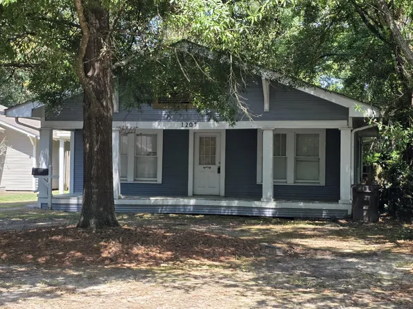 1207 Adeline St, Hattiesburg, MS 39401