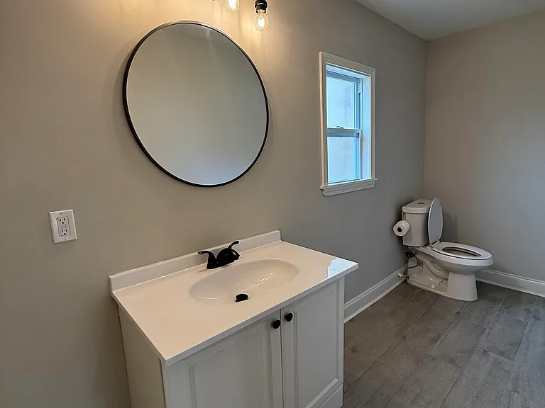 764 Dunn Ave — Photo 17