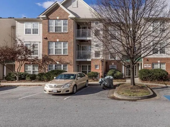 3033 Hunting Ridge Dr, Owings Mills, MD 21117