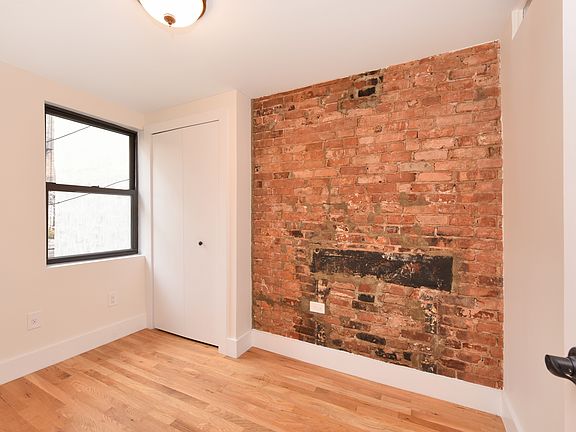 4th image of 505 E 12th St APT 1