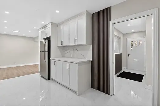 53 Nicklin Cres — Photo 9