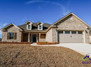 204 Otters Ridge Dr, Kathleen, GA 31047