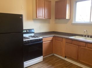 1402 W Meinecke Ave APT 3, Milwaukee, WI 53206