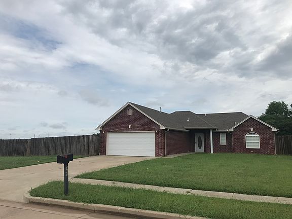 2nd image of 305 Lonnie Ave