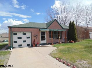 112 Spring Valley Ln, Gering, NE 69341
