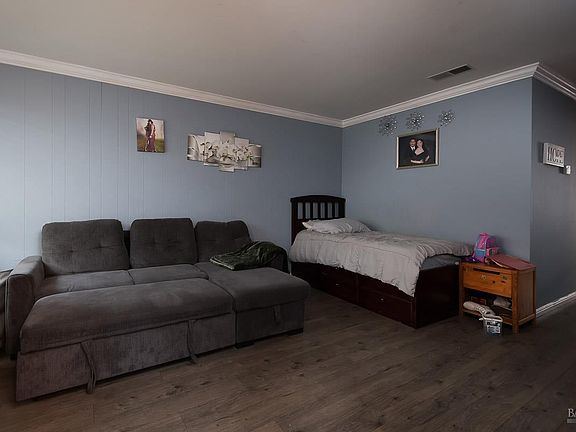 2nd image of 22 Fairfax Street #E