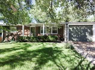 8744 Pardee Ln, Saint Louis, MO 63126