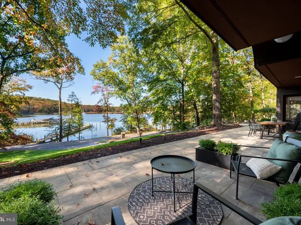 1311 Eva Gude Dr, Crownsville, MD 21032