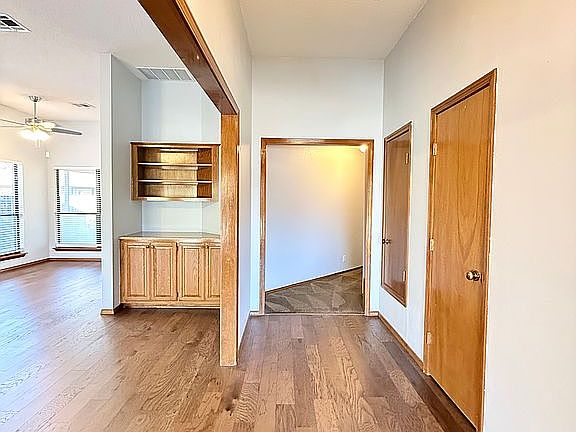 Front Door Entry Way 