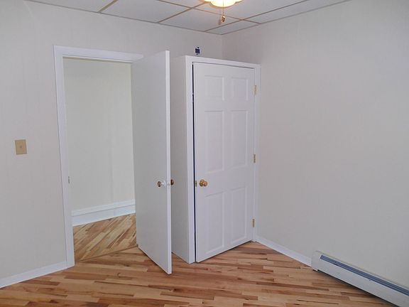 5th image of 533 S Main St #3