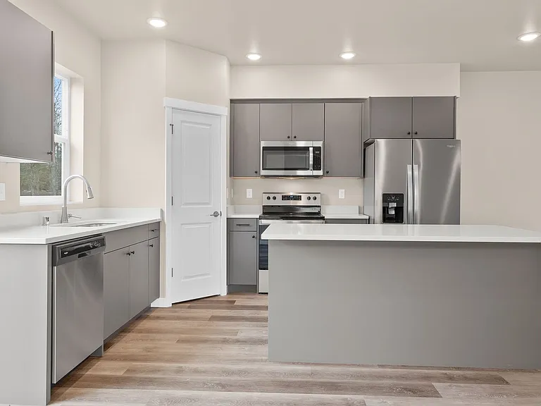 2820 Shore Pine Pl — Photo 4