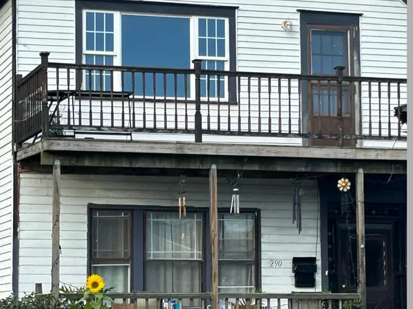 290 7th St APT 1, Buffalo, NY 14201